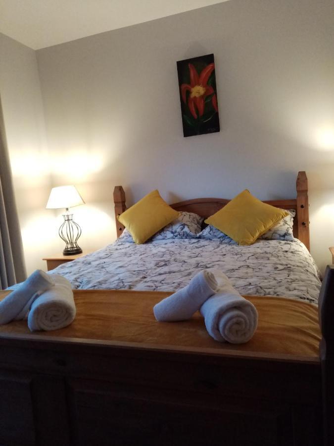 Apple Tree Cottage Rooskey Luaran gambar